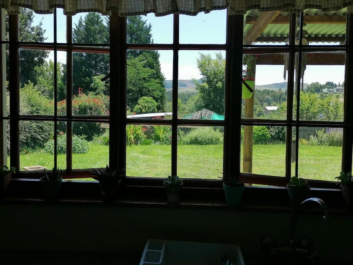 Cicada Self Catering Cottage Underberg Buitenkant foto