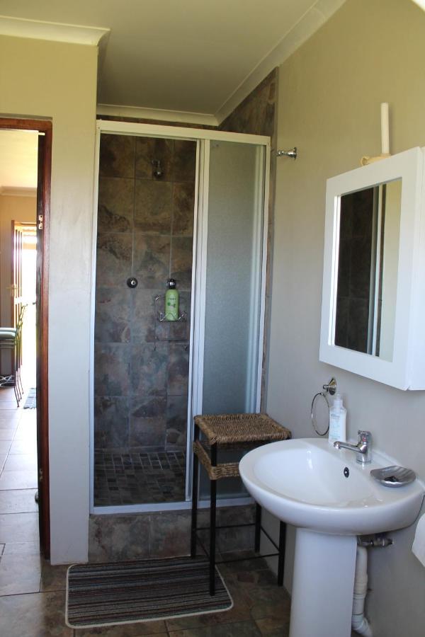 Cicada Self Catering Cottage Underberg Buitenkant foto