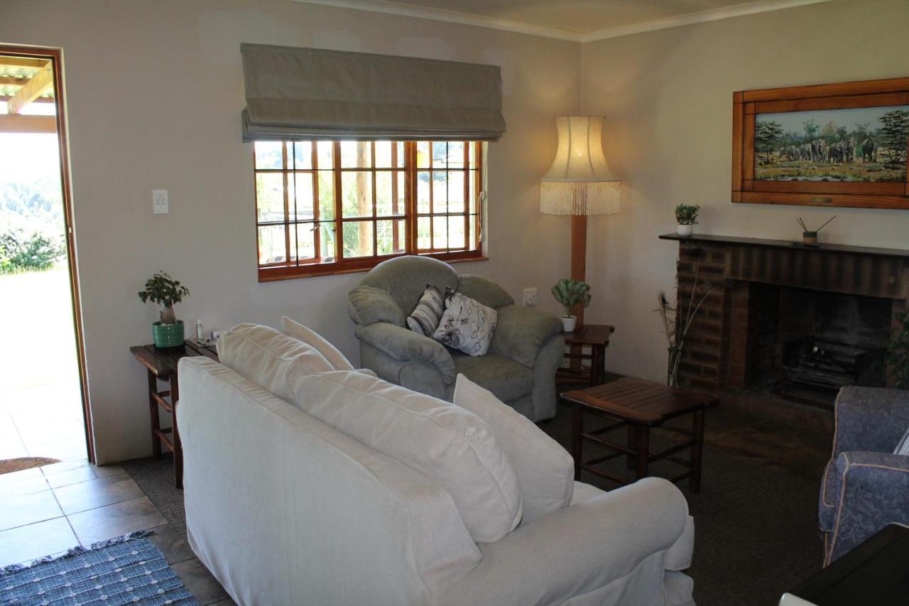 Cicada Self Catering Cottage Underberg Buitenkant foto