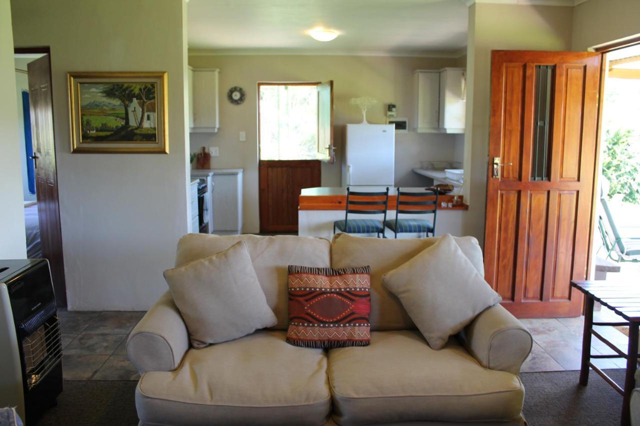 Cicada Self Catering Cottage Underberg Buitenkant foto